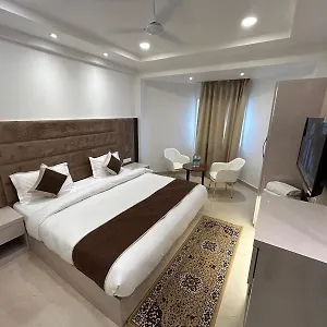 Hotel President Near Taj Mahal
