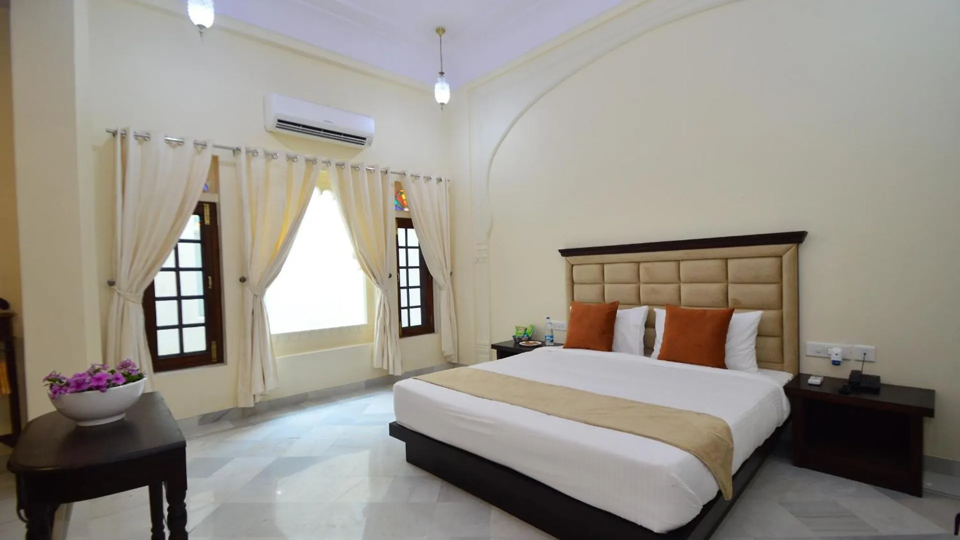 Aaram Baagh Agra Hotel 4*, Agra (Uttar Pradesh) India